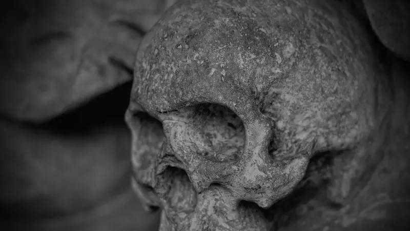 Misteri Hantu Jerangkong: Roh Pencuri Telur yang Menyeramkan di Pulau Jawa post thumbnail image